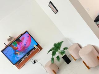 Cobertura Duplex TOP Churrasqueira Privativa 4 quartos Ubatuba até 11 pessoas - 0