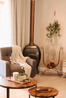 Rissie's 3 Bedroom Apartment - 7