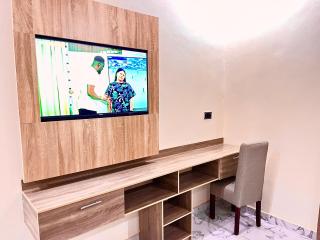 De New Dawn Hotel And Lounge - 9