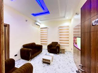 De New Dawn Hotel And Lounge - 4