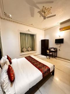 Hotel Boheda Palace - 1KM away from Lake Pichola - 4