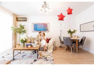 Apart B&V 203 Coresi - Elegant Mountain Retreat - 0