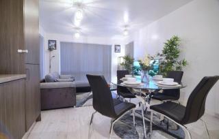 Royal Docks Modern Retreat Eddington Court Sleeps 5 - 6