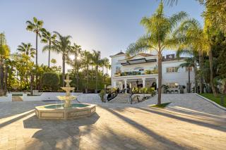 Frontline Villa El Martinete with Picasso Pool - 5