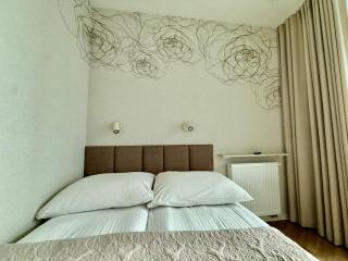 EASY RENT- Reduta 181 CityCenter 24h Check-in - 1