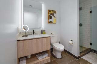 MVR - Prime Downtown Stay - Near Everything - 2