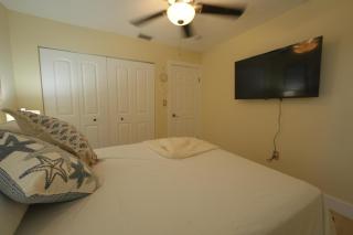 E&A SouthWest Miami - Breeze Studio A - 6