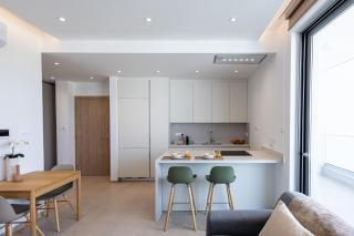 Chrystal Residences - 4