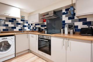 Modern ground floor apartment, near the beach - 8