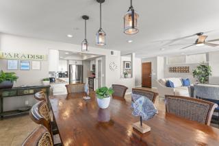 Hawaiian Style Beachfront on Beach Road - 6