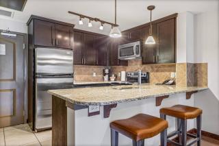 Peaceful 1BR Condo with Hot Tub and Pool - 3