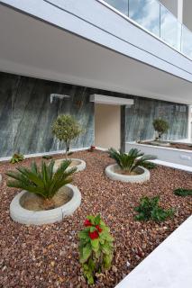 Chrystal Residences - 8