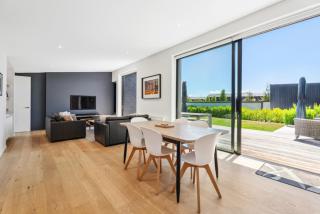 Entertainers Dream, Luxury, Sunny, Spacious, Sleeps 6 - 6