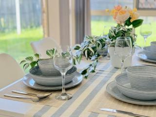 Riverview Modern Haven - 4