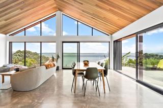 Luxury Coastal Retreat with Pool, Spa and Private Beach Access - 3