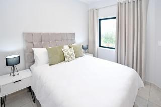 Stylish Slick 2239 Two Bedroom In Circa Illovo - 0