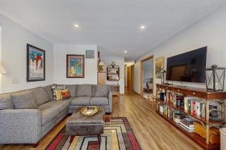 Robbins' Mountain Retreat - 2