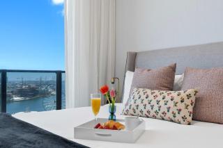 MVR - Miami - #1 SupErHost - Best Views & Walkable - 1