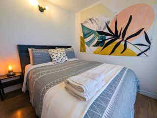 Condo #3 - 2 min Bord de l'eau Billard & Barbecue - 2