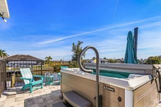 Waterfront Fun & Relaxation Await - Your Ultimate Gulf-Access Getaway! - Villa Ocean Life - Roelens - 9