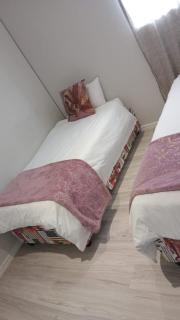 Effortless Premium Homestay - Cambridge - 1