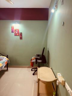 Chic comfort meets city vibes - Home awaits in serenity - 2