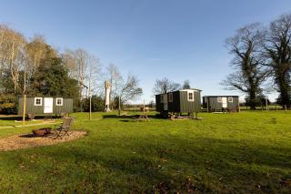 The Shepherds Huts & Well Lodge - 0