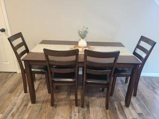 Parks & Trails • Pet Friendly • 3 Queen BR - 5