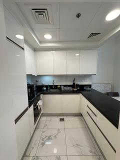 2 Bedroom in Noora Tower, Fully furnished, Sea View - 8