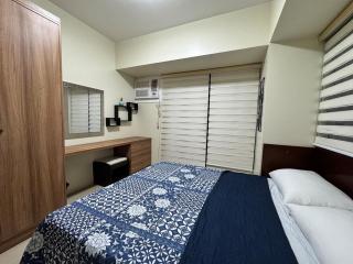 BalaiCo 11F 2BR with balcony TAAL view - Tagaytay - 3