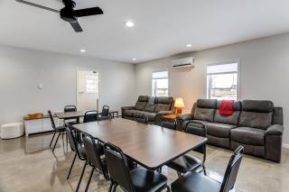 Patio and Parking! Modern Bunkhouse Near Lake Erie - 2
