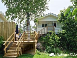 Cozy cottage on beautiful Rossö, Orust SE09130 - 0