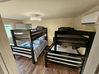 Gorgeous Cottage with Stunning Sights in Wellston, Michigan - 4
