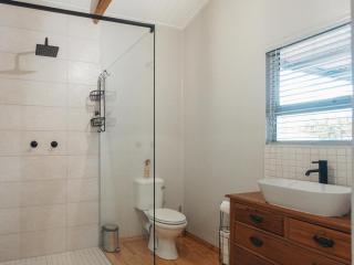 Woodpecker Cabin at Vrolikheid Landgoed - 7