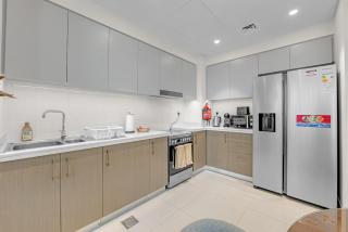 2 Bedroom close to Dubai Mall - 5