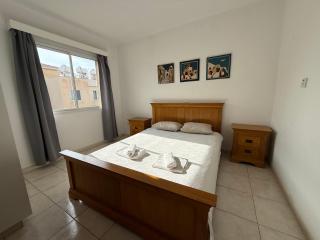 Central 2 Bedroom Apartment Pafia 2 - 7