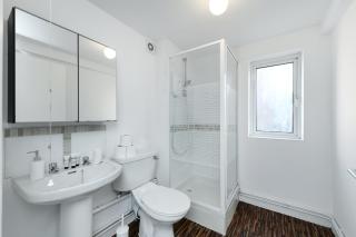 Large Family Home with 6 Beds Near Highfields Park - Nottingham - 5