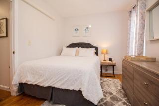 Northeastern,Boston Medical,in unit laundry,CA - 9