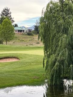 127 Clarens Golf Villa - 8