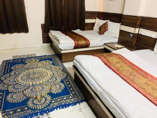 Hotel Churu Palace - 7