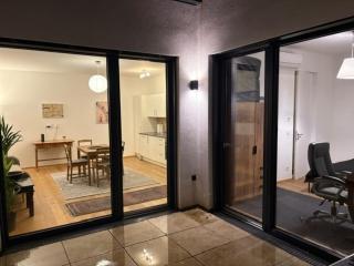 Erdgeschosswohnung mit Innenhof - Arnethgasse Wien - 8