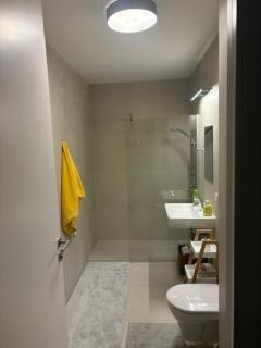 Erdgeschosswohnung mit Innenhof - Arnethgasse Wien - 5