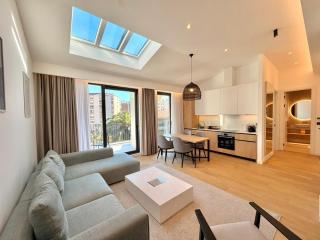 Onia Luxury Escape - 0