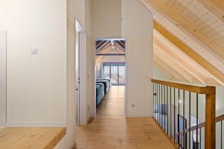 Visionary Hospitality Bassersdorf, Zürich - Premium Apartments in Swiss Style with Free Parking, Washer, Kitchen, Terrace, Vaulted Cellar Event Room, Bus Stop, 15' City & Airport - 1