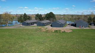 Lake View Lodge 2 with hot tub - 5