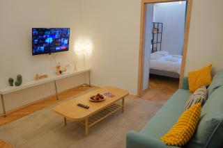 spacious 3BR 1,5BT with 2 balconies - 6