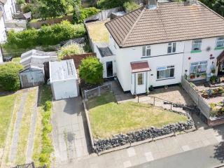 Stunning Lux 3 Bedroom home Priv Parking in Birmingham - 8