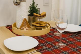 Gelbe Koffer - Design-Apartment in Schiffweiler - Self-Check-in - 2 Parkplätze - WLAN - Balkon mit Gartenzugang - private Terrasse - ruhig gelegen - Nähe See & Wald - bis 4 Pers - 9