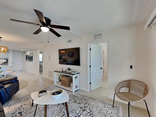 Seaside 304 - 1