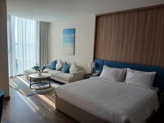 A La Carte Hạ Long- Little Kun Homestay - 8